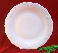 Hutschenreuther Tirschenreuth BARONESSE weiß - 1 Speiseteller