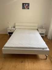 Bett 140x200 mit Matratze und