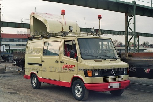 Lkw foto mercedes - lkw, 209d