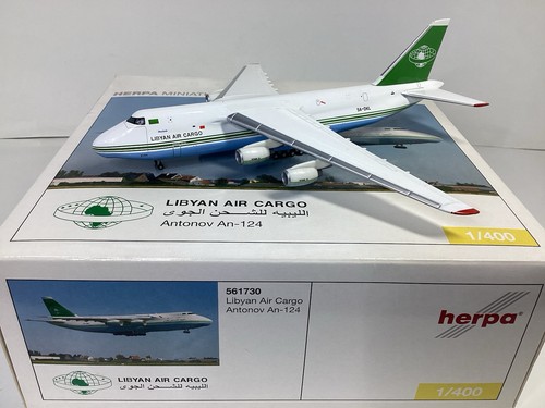 Flugzeugmodell 400 an 124 - flugzeugmodell, 1:400
