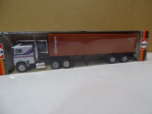 Herpa truck freightliner - herpa, ~