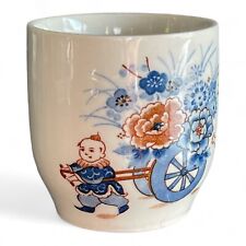 Japanischer Keramikbecher, Teeschale oder Sake-Becher, Japan