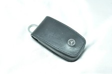 Mercedes Benz Schlüsseletui aus Rindleder mit Karabinerverschluss