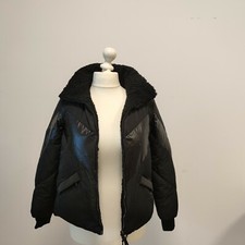 Guess Damen Winterwendejacke