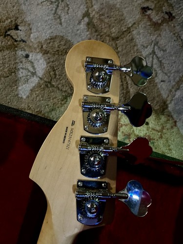 Fender player precision bass - fender,