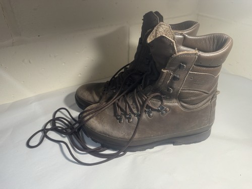 British army altberg defender - british,
