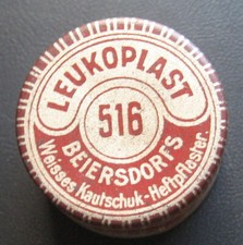 alte runde kleine Blechdose Beiersdorfs Leukoplast 516 Minidose