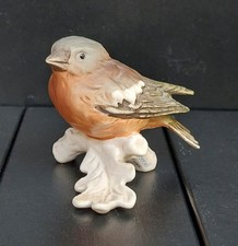 Vogel aus Porzellan von