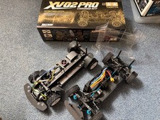 2 Tamiya Chassis - XV01 und XV02 Pro - nur gebaut, nie gefahren