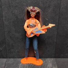 Barbie Beyond Pink Teresa Puppe Mit Gitarre Und Glitzer Haaren Mattel 1998