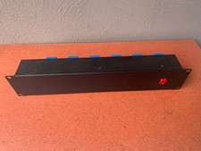 Steckdosenleiste von C und K - 19" (2 HE)  6 Steckdosen mit Klappdecke Top