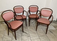Ein Set  4 Thonet Kaffeehausstuhl Armlehnstuhl Modell 215