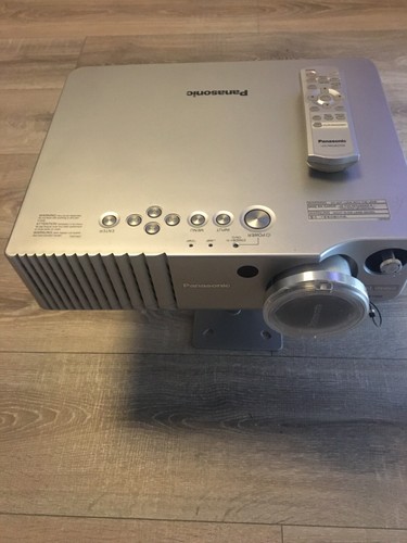 Panasonic beamer - panasonic,