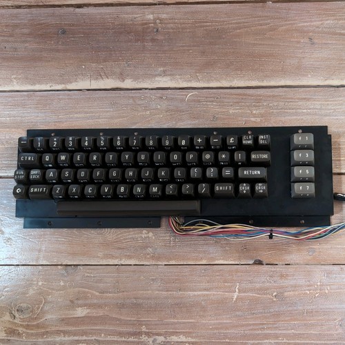 Commodore tastatur - commodore,