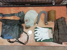 DDR NVA GASMASKE SCHM41M MIT TASCHE & ZUBEHÖR !!!