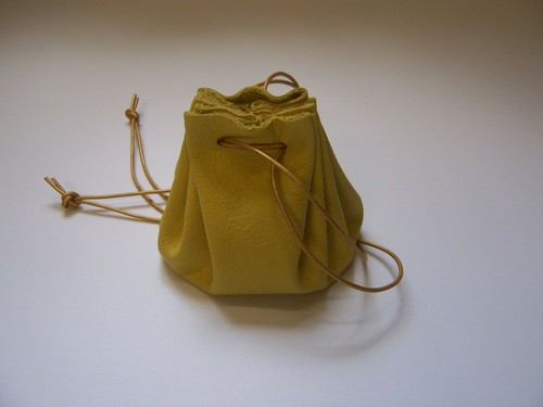 Schmuck lederbeutel gelb - schmuck,