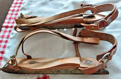 Antike holz schlittschuhe - antike,
