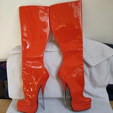 Kniehohe Plateau-Stiefel Größe 42 Lackleder Orange Absatz 22 Cm NEU & OVP
