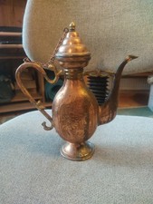 Kleines altes Kupferkännchen