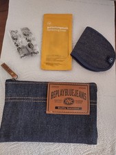  Amenity Kit von Lufthansa, Kulturtasche Replay Blue Jeans mit Teil Inhalt 