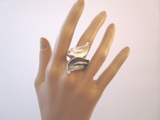 Cocktail Ring Fingerring Damenring Stretchring Silber Grau Weiß Blätter Trend r9