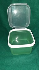 Tupperware bellevue in - 2,6, l