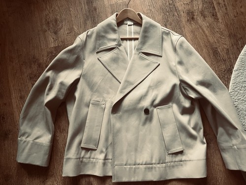 Tolle jacke von zara - tolle,