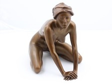 ARNO BREKER Mädchen mit Tuch