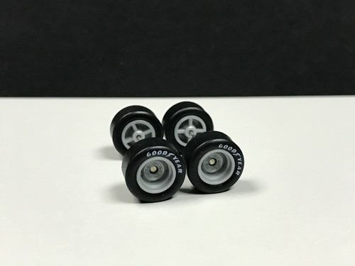 R269 hot wheels set - 1/64,