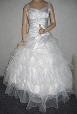 zauberhaftes Brautkleid Gr. 36