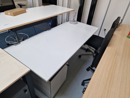 Steelcase schreibtisch - -, +