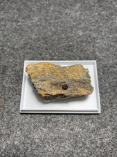 Granat Var. Almadin auf