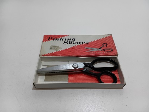 Vintage pinking shears - pinking, /