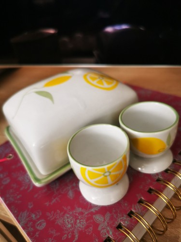 Butterdose eierbecher - butterdose,