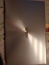 ASUS ZenBook 14 UX434FL Intel Core I7  mit schöner Tasche und original Netzteil