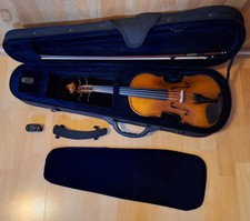 Geige 3/4 Mit Bogen, Koffer, Stimmgerät, Schulterstütze und Übungsbüchern