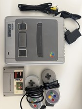 Super Nintendo / SNES: Konsole