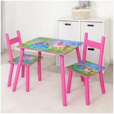 Kindertischgruppe mit