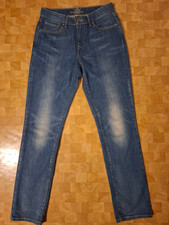 Levis demi curve - curve, slim