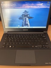 Samsung NP905S3G, 128 GB SSD, 4GB RAM, Quad-Core 1GHz Laptop Notebook