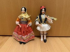 2x Vintage Folklore Puppen