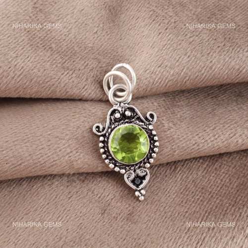 August geburt peridot stein - august,