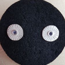 DUR Ohrstecker "Sonnenrad / Wasser" 925ér Silber matt, blauer Stein  TOP