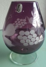 Cognacschwenker groß mit Weinlaubmotiv geschliffen in Violett Neuwertig 18cm