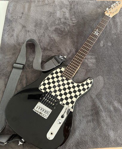 Fender squier avril lavigne - fender,