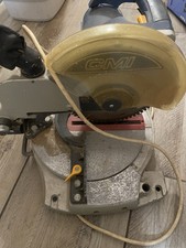 Kapp Und Gehrungssäge Groß 