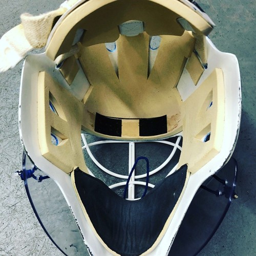 Nash goalie helmet - chin, sling