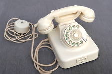 Wählscheibentelefon W49, Elfenbein, Hagenuk Post, Bakelit, mit Wanddose