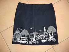 Boden * dunkelblauer Rock mit Stickerei vorne * Gr. UK12 = ca. Gr. 38