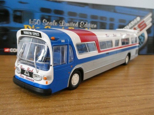 Corgi classics new - new, bus